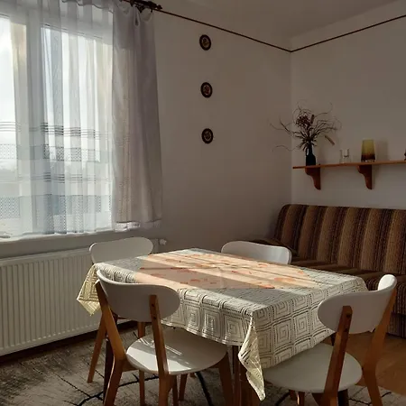 Kawalerka Przy Dworcowej Apartment *